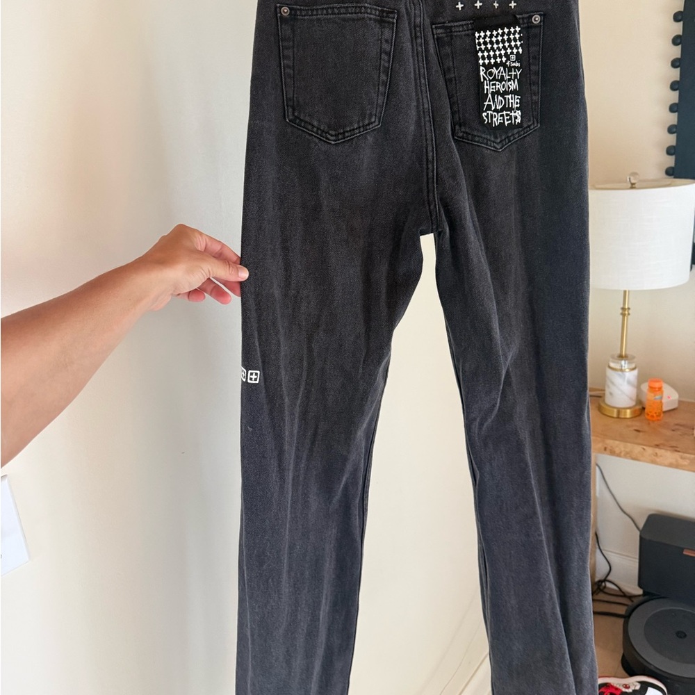 Ksubi High-Rise Black Women's Jeans with Back-Pocket Graphic Patch